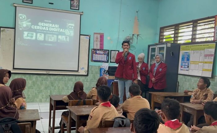 KKN Umsida ajari teknologi 1