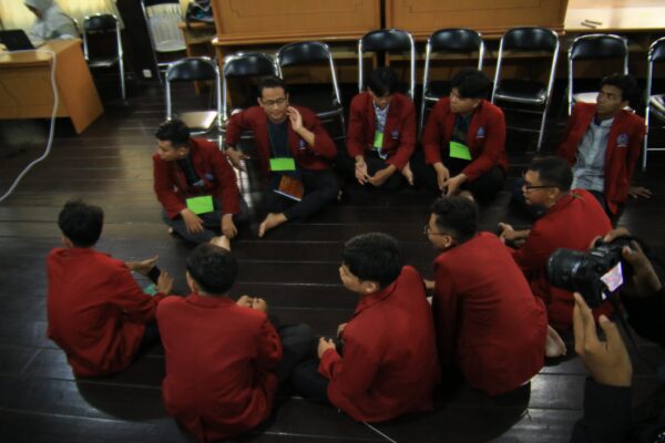 fasilitator pkmu