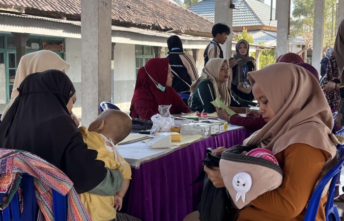 gerakan peduli kesehatan kkn 60 Umsida 3