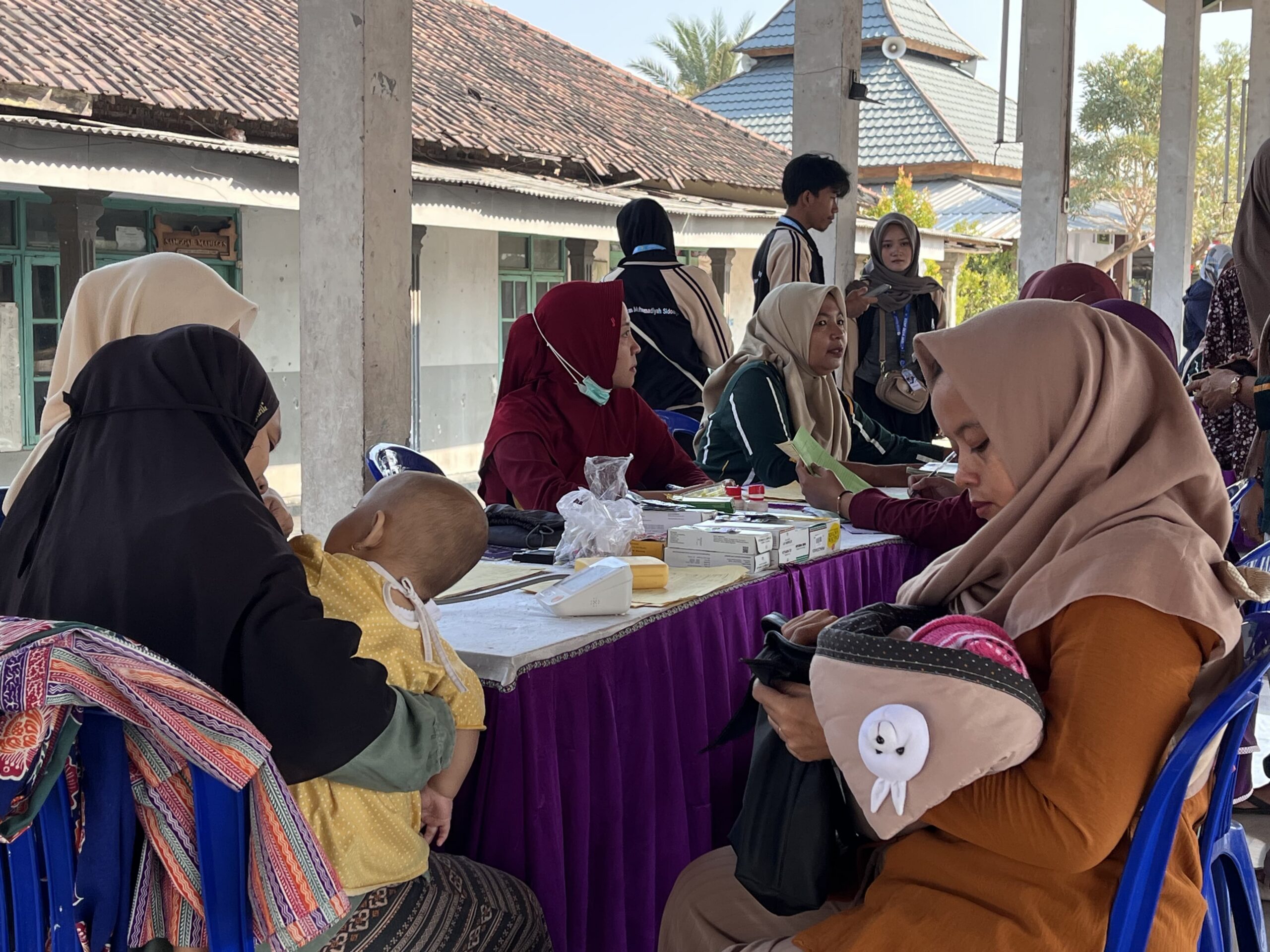 gerakan peduli kesehatan kkn 60 Umsida 3