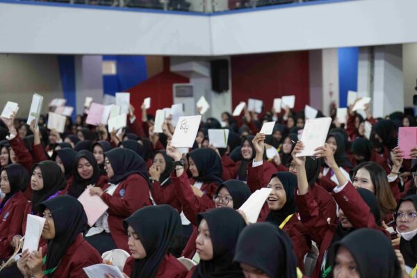 kukuhkan mahasiswa baru umsida