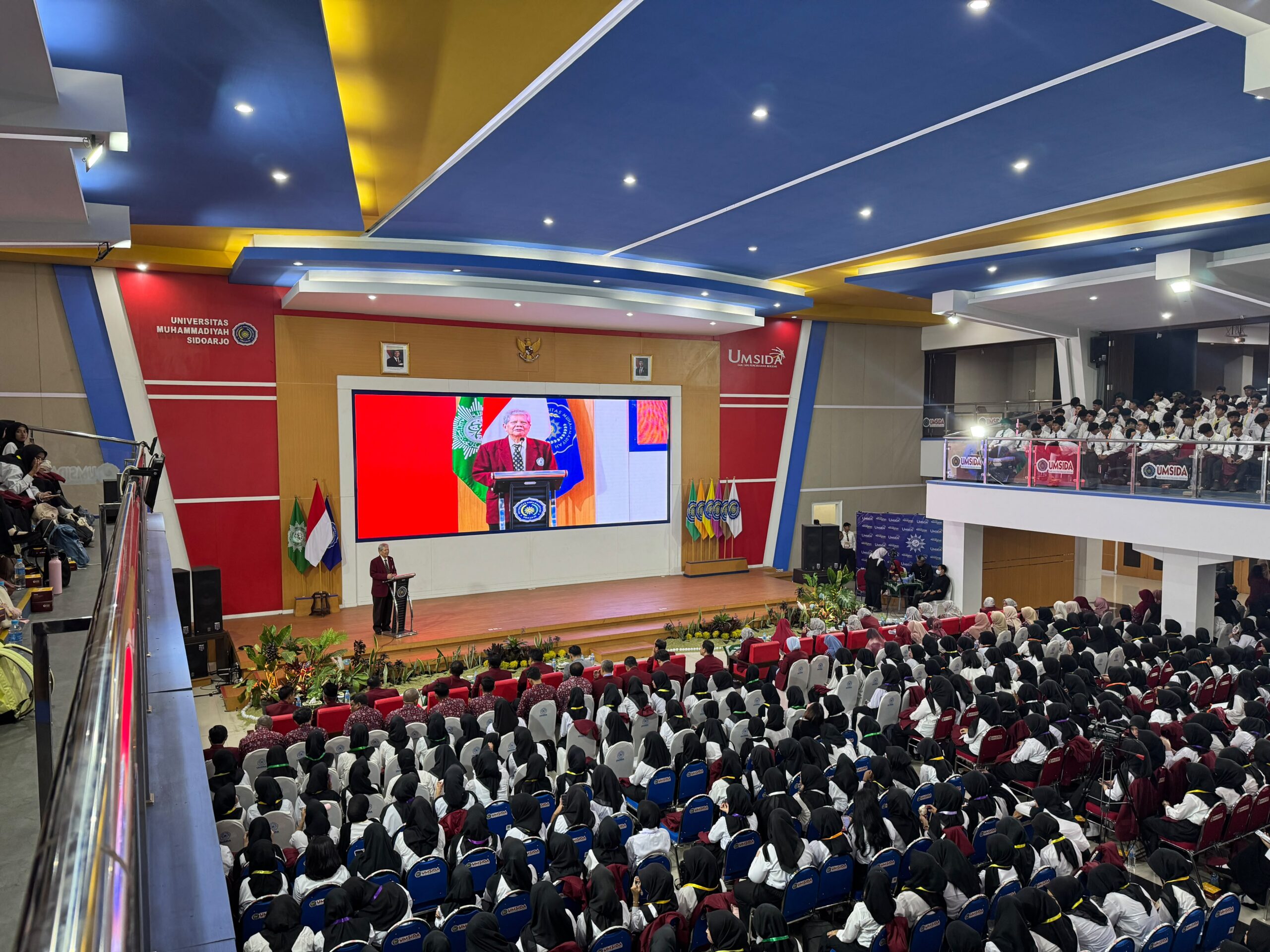 kukuhkan mahasiswa baru umsida