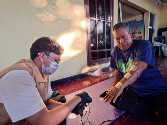 pemeriksaan kesehatan dan fisioterapi