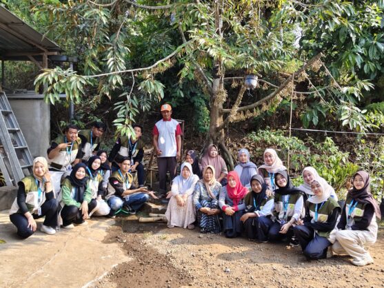 pengolahan sampah organik menjadi biopori 2