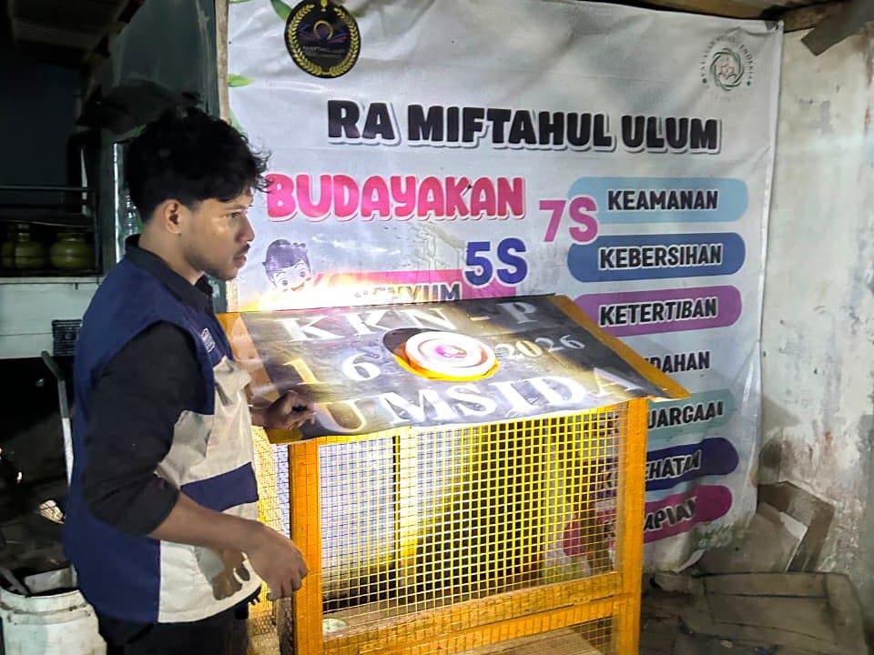 bank sampah dan alat pres