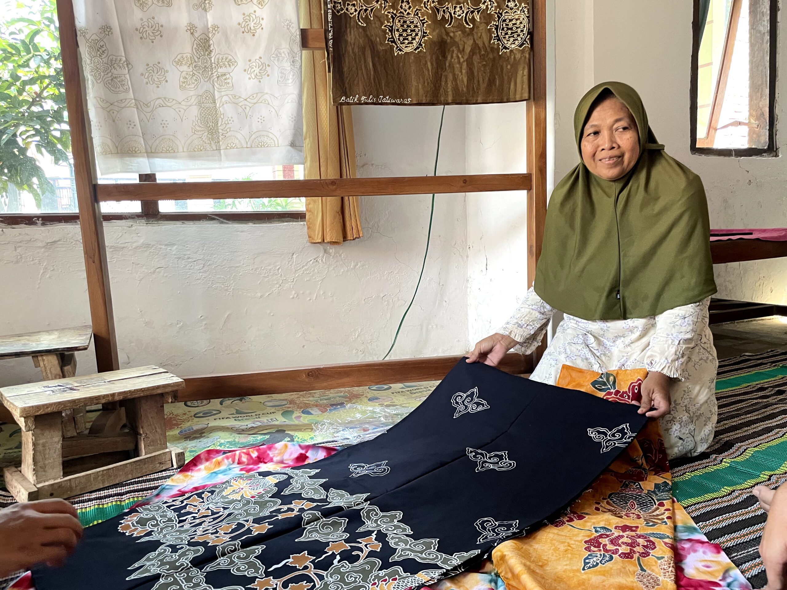 batik tulis jatiwaras
