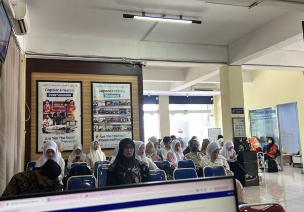Umsida Salurkan Beasiswa kepada Ribuan Maba Tahun Akademik 2026/2027