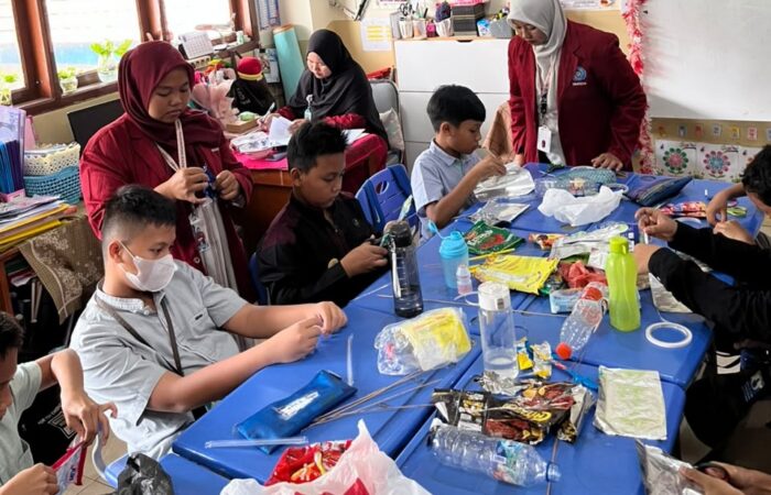olah sampah platik kemasan (3)