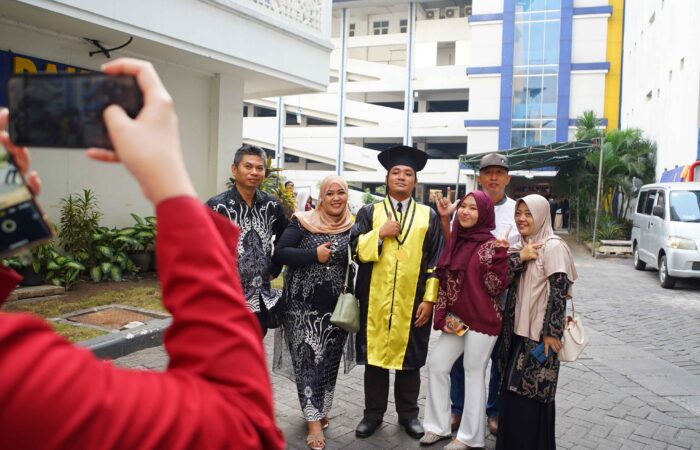 orang tua wali wisudawan (3)