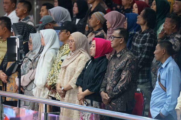 orang tua wali wisudawan (3)