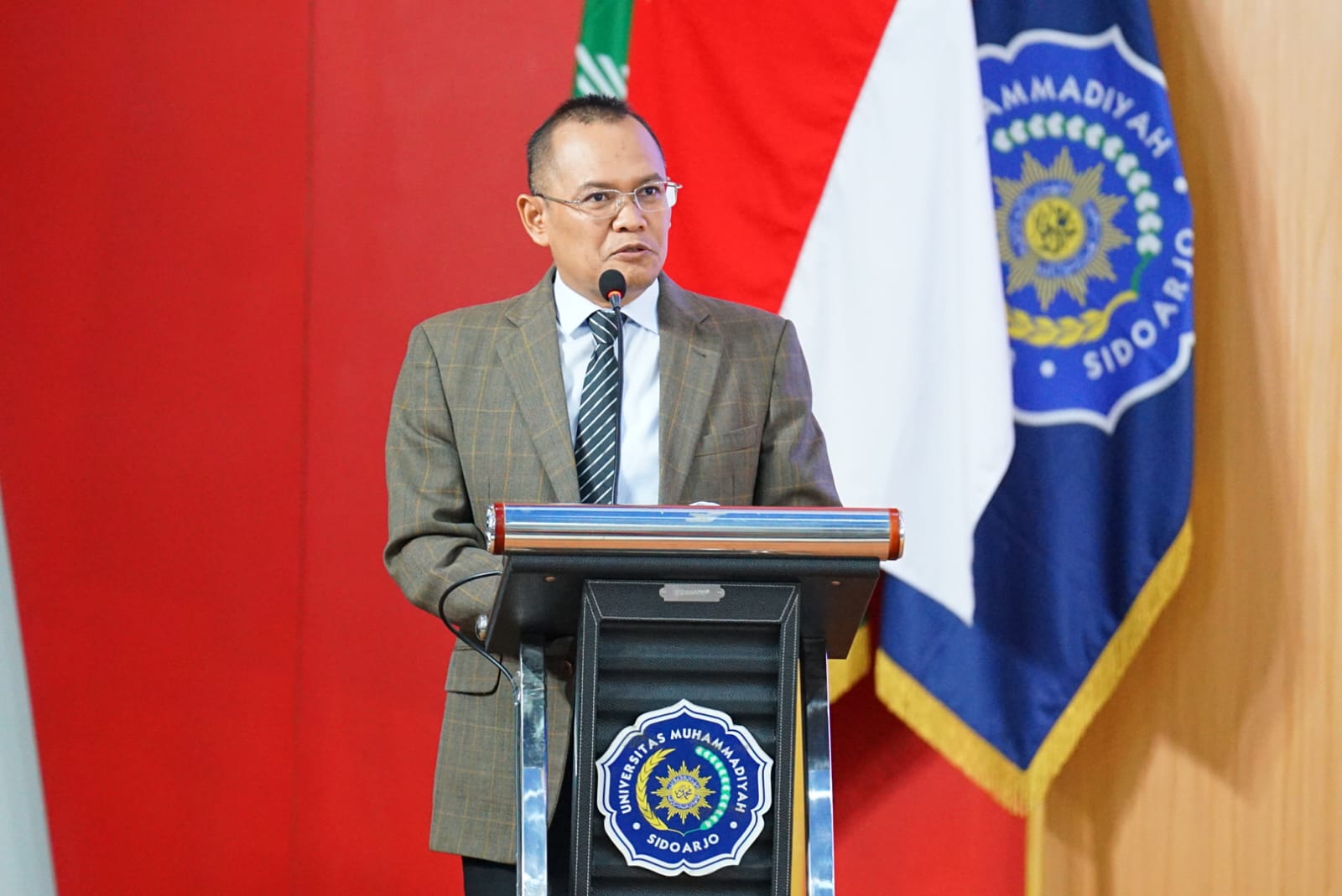 pentingnya menjaga ijazah (4)