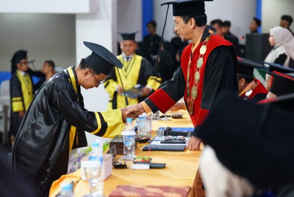wisudawan umsida (6)